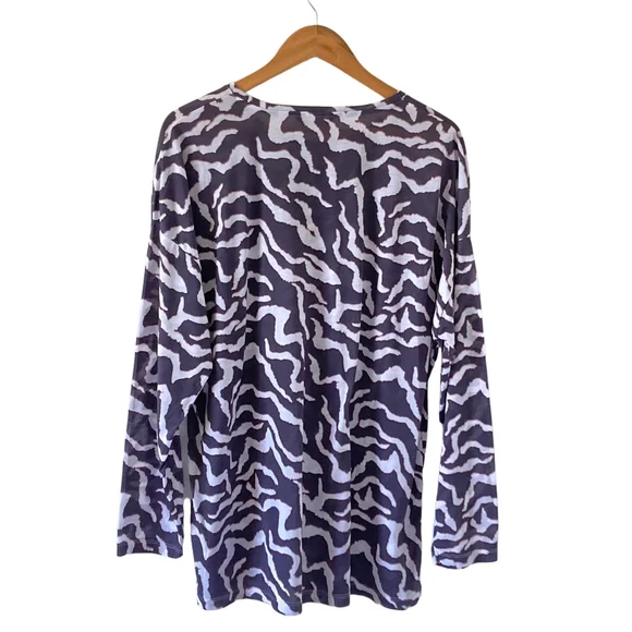 BNWT Women's Marks & Spencer Navy and White Animal Prints Jersey Blouse UK 18 - Picture 3 of 13